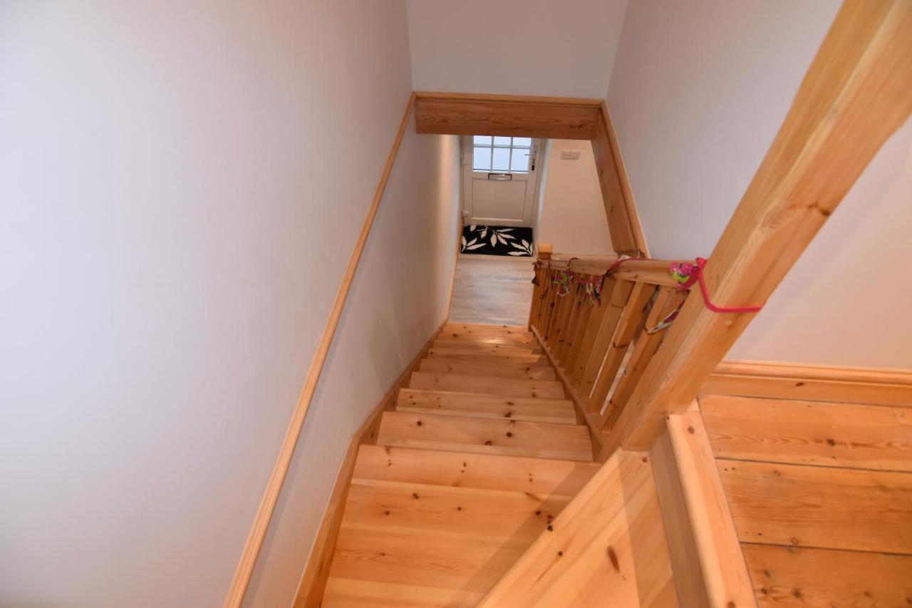 Spacious Cottage In The Village Of Wembury Exterior foto