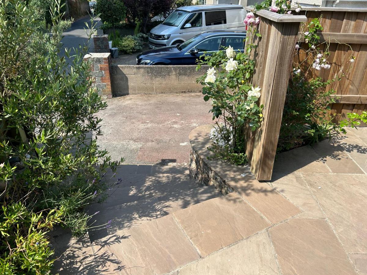 Spacious Cottage In The Village Of Wembury Exterior foto
