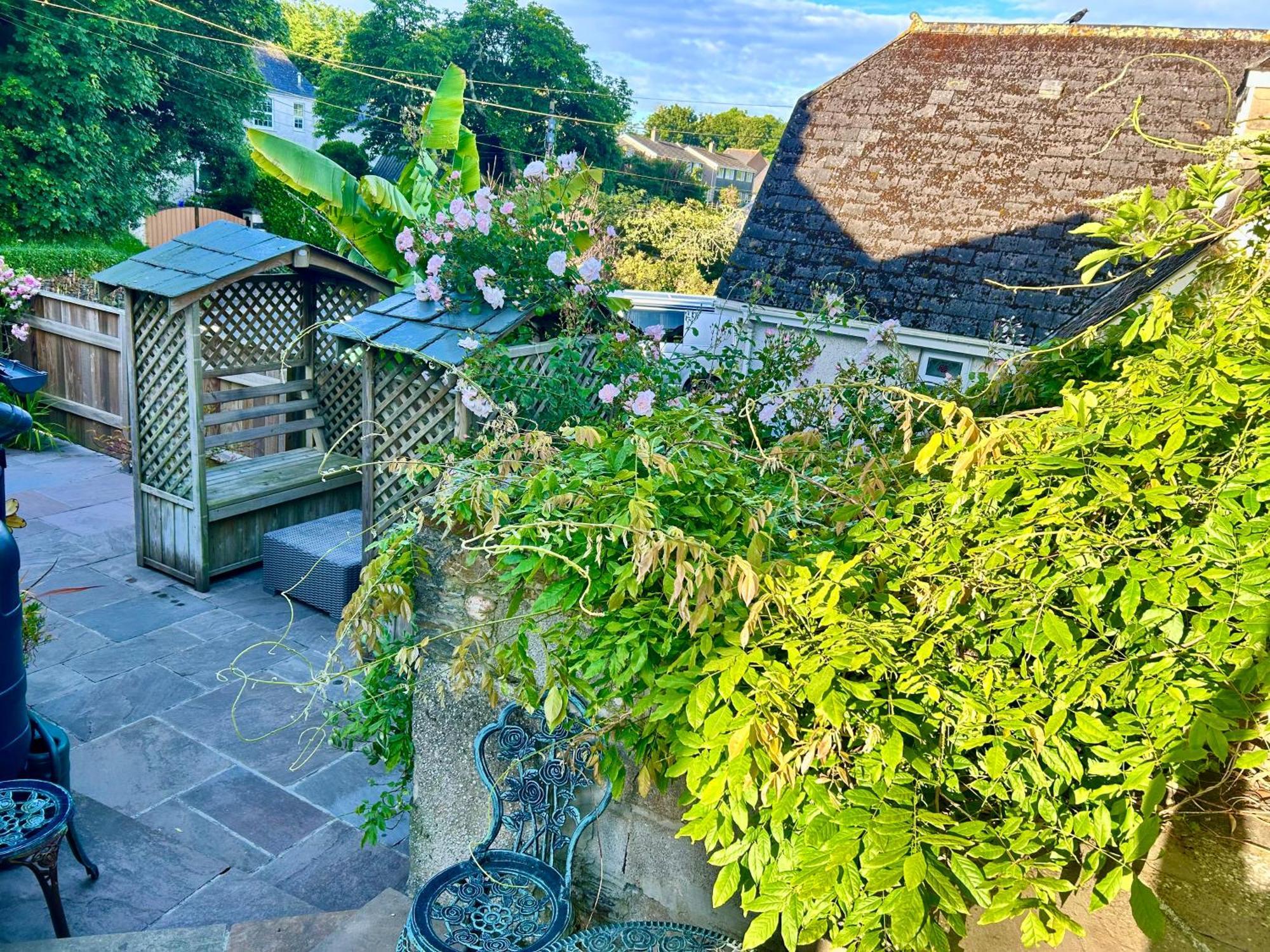 Spacious Cottage In The Village Of Wembury Exterior foto